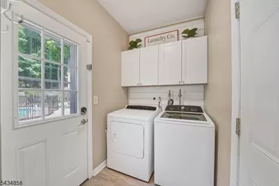 44 Nestlingwood Drive, Washington Township, NJ 07853 - Photo 23