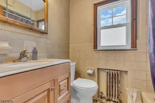 15 Winston Dr, Woodbridge Township, NJ 07095 - Photo 17