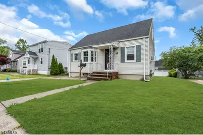 15 Winston Dr, Woodbridge Township, NJ 07095 - Photo 5