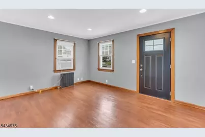 15 Winston Dr, Woodbridge Township, NJ 07095 - Photo 7