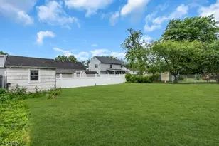 15 Winston Dr, Woodbridge Township, NJ 07095 - Photo 27