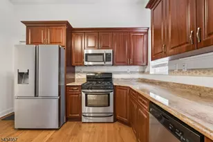 1 Grant St, Montclair, NJ 07042 - Photo 7
