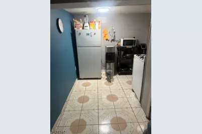 256 Van Houten St, Paterson, NJ 07501 - Photo 3