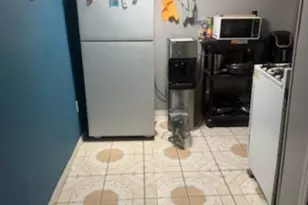 256 Van Houten St, Paterson, NJ 07501 - Photo 3