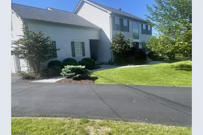 62 Mary Jones Rd, Hampton Township, NJ 07860 - Photo 3