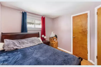 210 Buchanan St, Linden, NJ 07036 - Photo 9