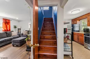 210 Buchanan St, Linden, NJ 07036 - Photo 5