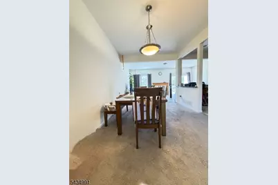 154 Springhill Dr, Parsippany, NJ 07950 - Photo 5