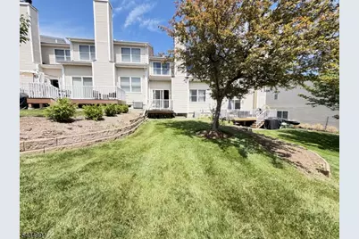 154 Springhill Dr, Parsippany, NJ 07950 - Photo 23