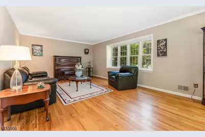 14 Lexington Rd, Clinton Township, NJ 08801 - Photo 9