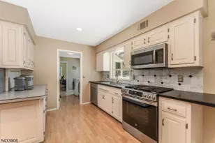 14 Lexington Rd, Clinton Township, NJ 08801 - Photo 11