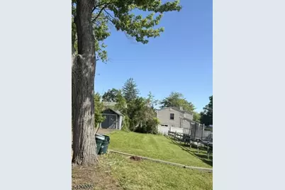 10 Tioga Ave, Parsippany, NJ 07034 - Photo 3