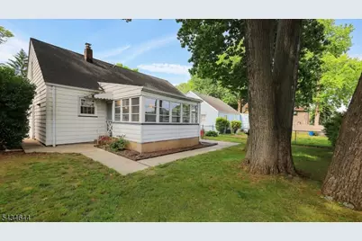 405 Martin Rd, Union Township, NJ 07083 - Photo 33