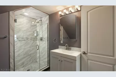 405 Martin Rd, Union Township, NJ 07083 - Photo 27