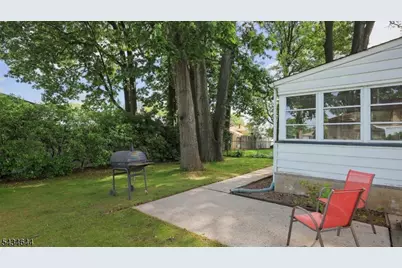 405 Martin Rd, Union Township, NJ 07083 - Photo 35
