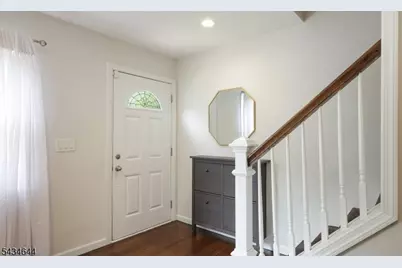 405 Martin Rd, Union Township, NJ 07083 - Photo 5
