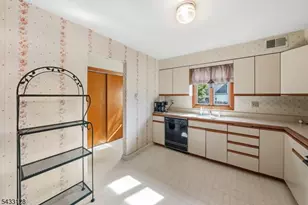 5 N 13th Ave, Manville, NJ 08835 - Photo 7