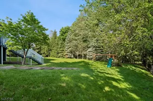 23 Hadrian Dr, Livingston, NJ 07039 - Photo 41
