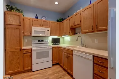 2312 Richmond Rd #312, West Milford, NJ 07480 - Photo 11