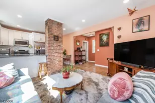 50 Jefferson Ave, Hasbrouck Heights, NJ 07604 - Photo 15
