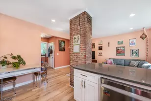 50 Jefferson Ave, Hasbrouck Heights, NJ 07604 - Photo 11