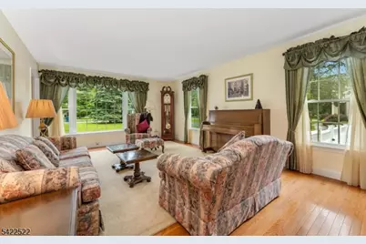 9 Westminster Dr, Clinton Township, NJ 08801 - Photo 23