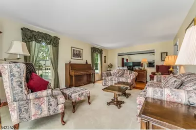 9 Westminster Dr, Clinton Township, NJ 08801 - Photo 21