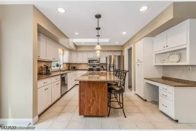 9 Westminster Dr, Clinton Township, NJ 08801 - Photo 13