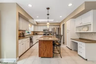 9 Westminster Dr, Clinton Township, NJ 08801 - Photo 13