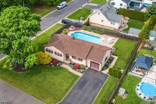 414 N Greasheimer St, Manville, NJ 08835 - Photo 33
