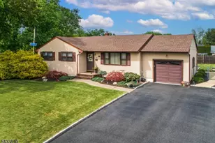 414 N Greasheimer St, Manville, NJ 08835 - Photo 3