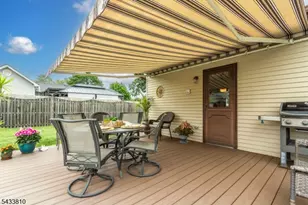 414 N Greasheimer St, Manville, NJ 08835 - Photo 23