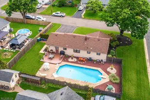 414 N Greasheimer St, Manville, NJ 08835 - Photo 31
