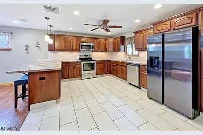 27 Seneca Ave, Rockaway Township, NJ 07866 - Photo 7