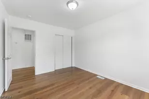 323 S Wood Ave, Linden, NJ 07036 - Photo 7