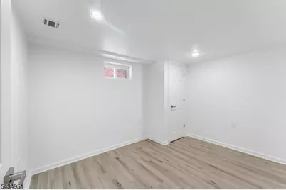323 S Wood Ave, Linden, NJ 07036 - Photo 13