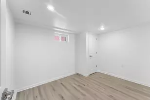323 S Wood Ave, Linden, NJ 07036 - Photo 13