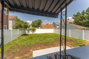 323 S Wood Ave, Linden, NJ 07036 - Photo 23