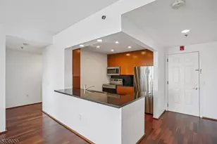 3110 City Pl, Edgewater, NJ 07020 - Photo 9