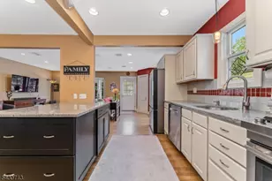 112 Severin Ct, Cranford Township, NJ 07016 - Photo 15