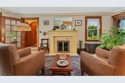 112 Severin Ct, Cranford Township, NJ 07016 - Photo 7