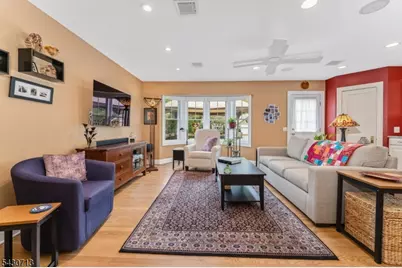 112 Severin Ct, Cranford Township, NJ 07016 - Photo 19