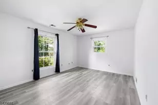 726 New Brunswick Rd, Franklin Township, NJ 08873 - Photo 9