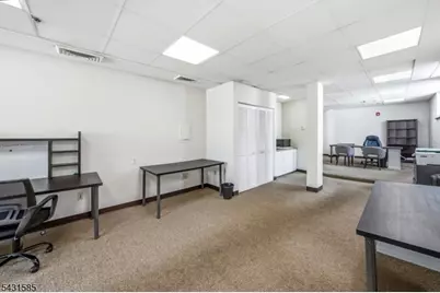 28 W Park Pl, Morristown, NJ 07960 - Photo 15