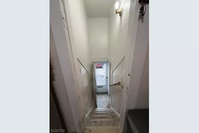471 20th Ave, Paterson, NJ 07513 - Photo 17