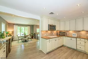 37 Green Rd, Sparta Township, NJ 07871 - Photo 17