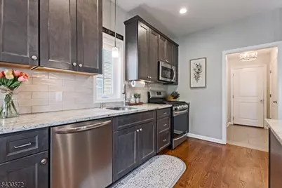 323 S Madison Ave, Dunellen, NJ 08812 - Photo 7