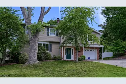42 Stirling Ln, Wayne, NJ 07470 - Photo 1