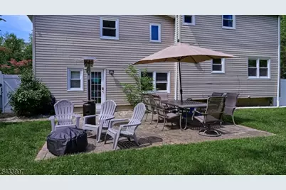 42 Stirling Ln, Wayne, NJ 07470 - Photo 33