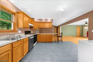 441 Pittstown Rd, Franklin Township, NJ 08867 - Photo 5